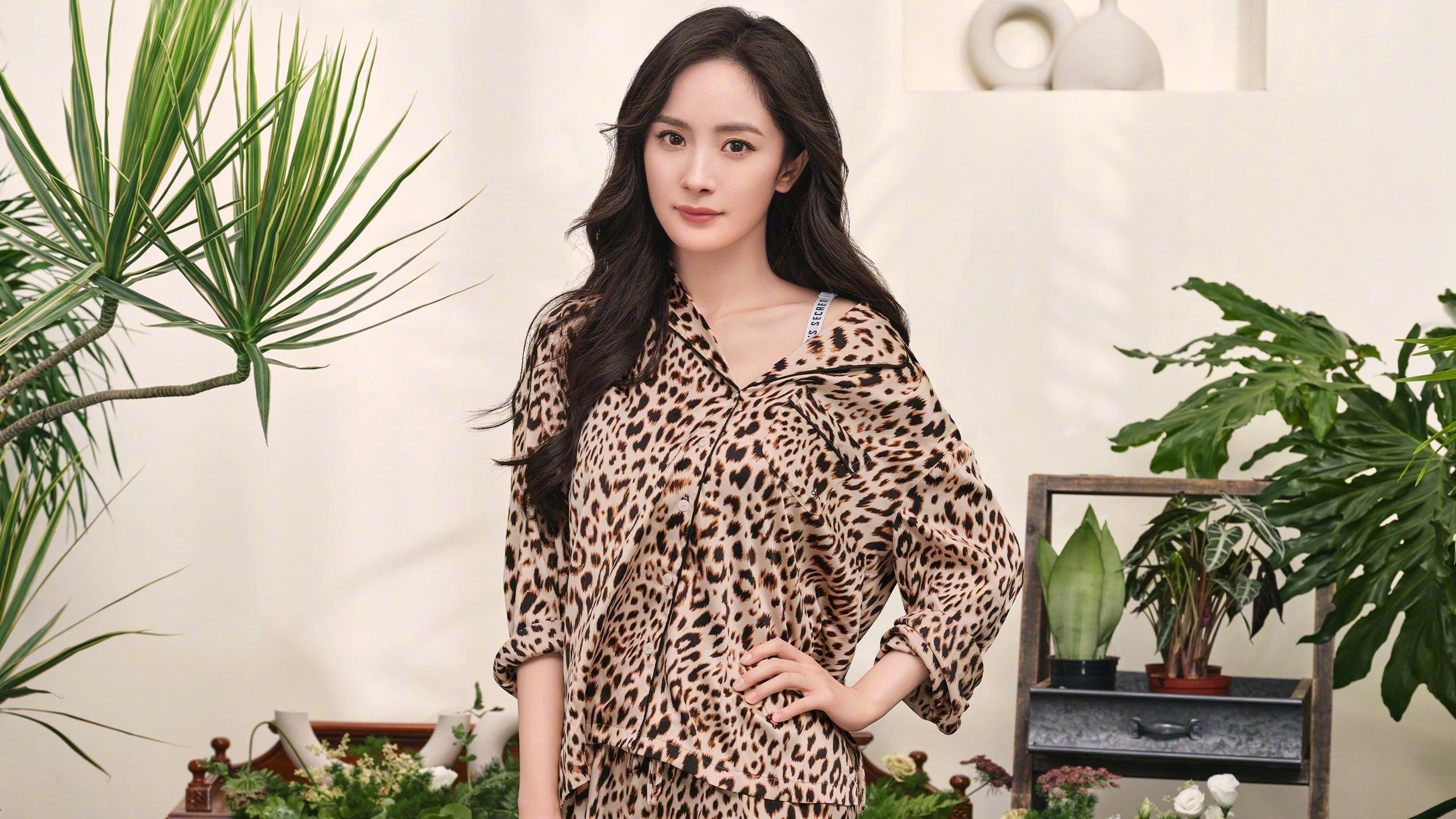 随机比赛中球员们发挥出色，向观众展示激烈竞争，在比赛中发挥