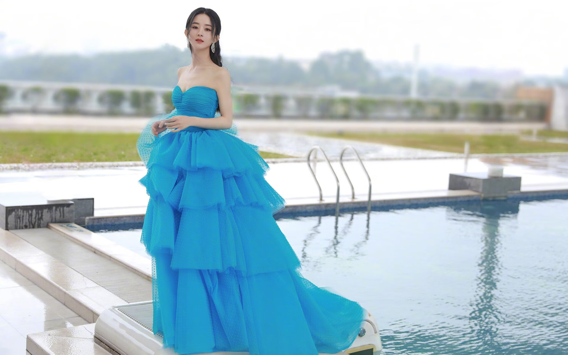 爱游戏综合娱乐-德甲全场高潮：攻防大戏轮番上演，场面震撼，德甲打法